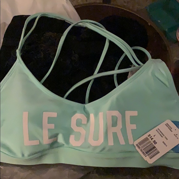 Forever 21 Tops - Swim Top/sports Bra tag still on never worn.
